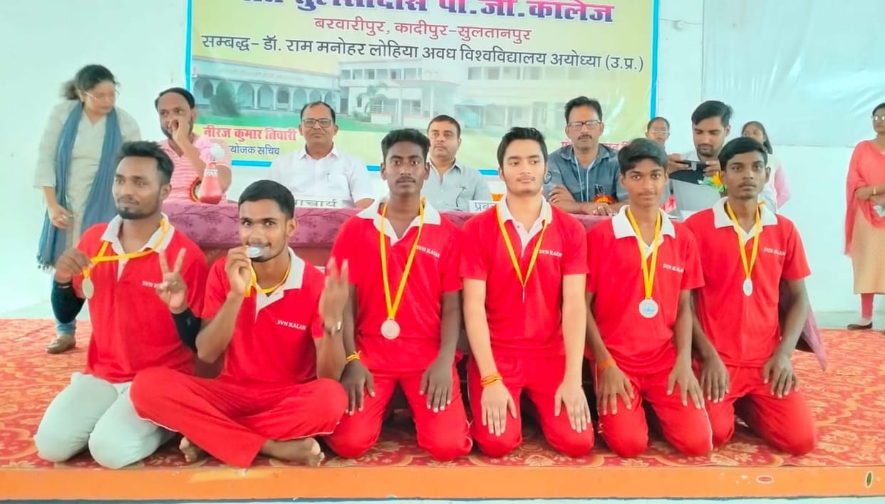 KNI PSS tops in Yogasana