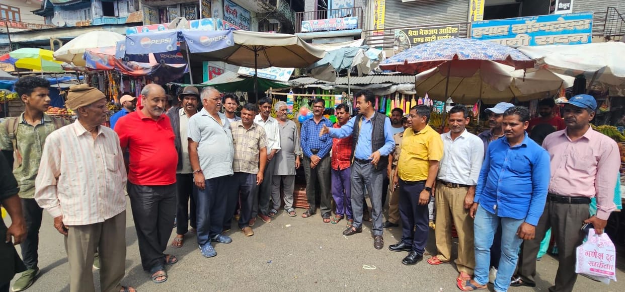 56 vendors and cart vendors will be sent to the vegetable market.