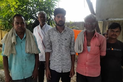 The dead body of a young man who had gone out for a walk was found on the roadside.