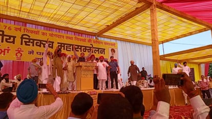 Sikhs made sacrifices, remained ahead in serving the country: Virk