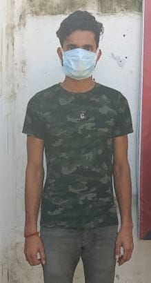 10th class student molested while returning home from school in Nigohi