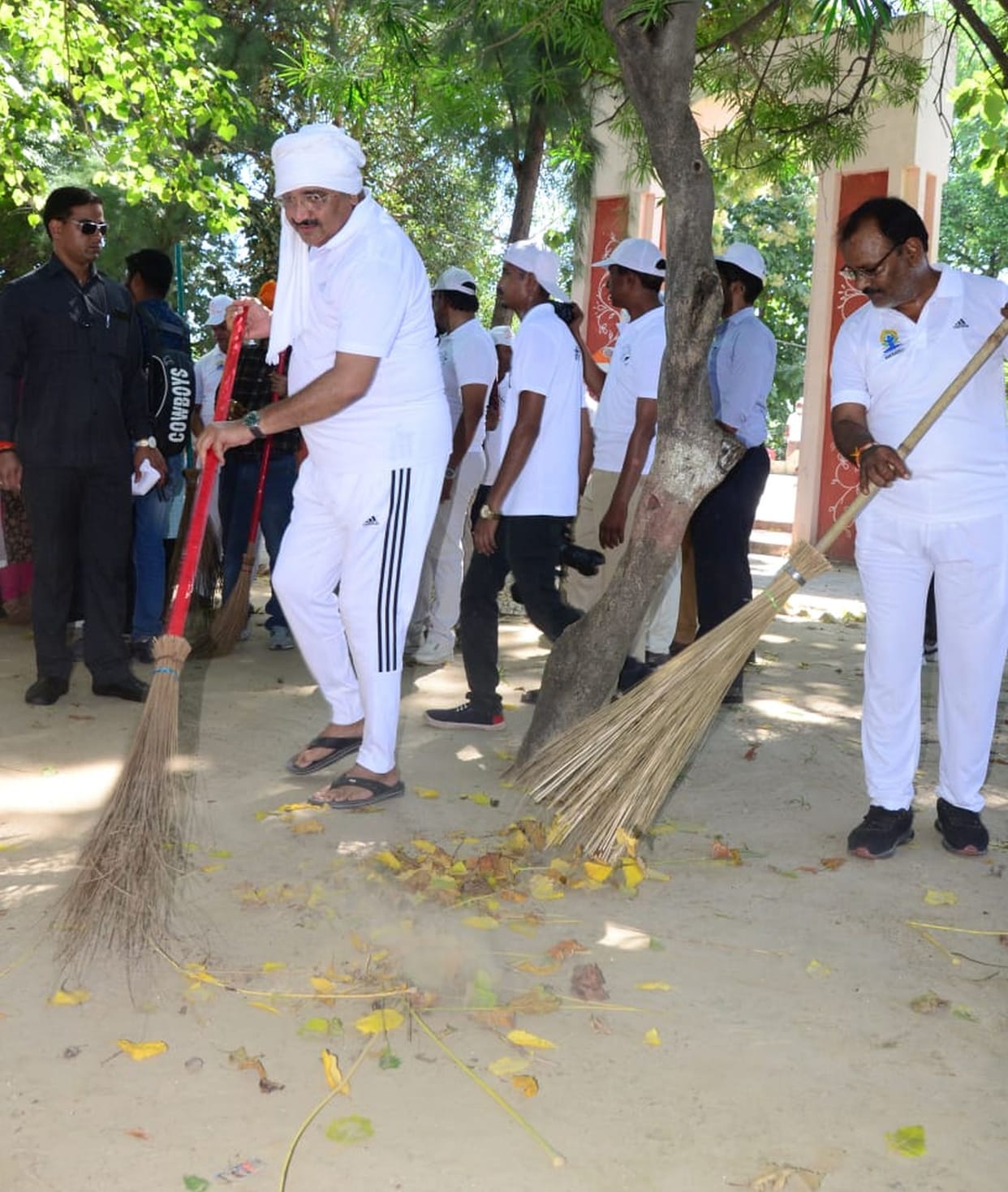 Picked up the broom in hands, awakened the spirit of cleanliness