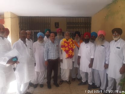 Farmers demanded payment of outstanding sugarcane price