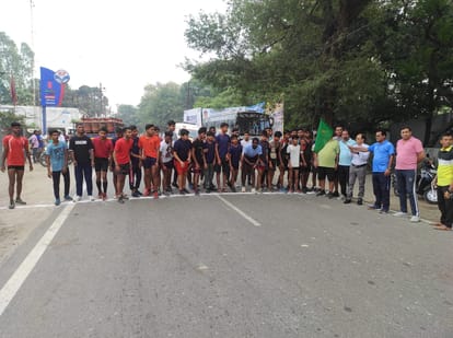 Ajay and Nisha won in cross country race