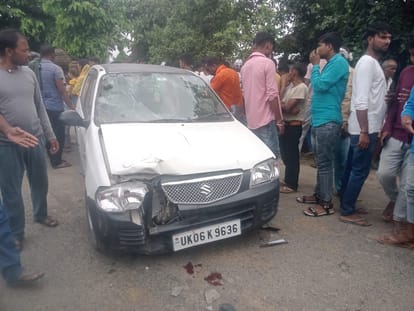 Bike riding youth dies, companion injured in car collision