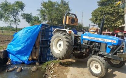 Maize laden trolley overturns in drain due to road collapse