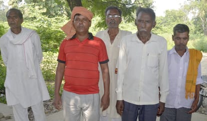 Bike collides with bull, villager dies, cousin injured