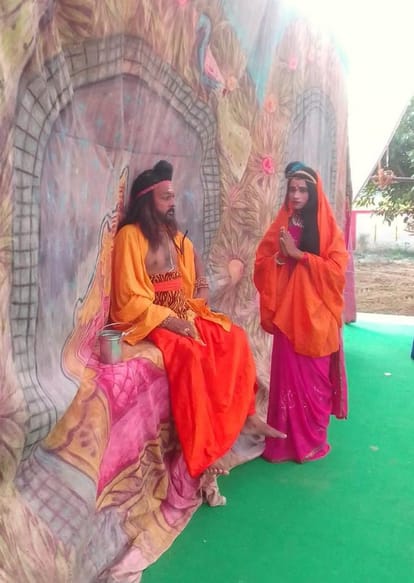 Gautam woman's curse, just having a beautiful body, being patient, longing for lotus feet, please bless me, Raghubir.