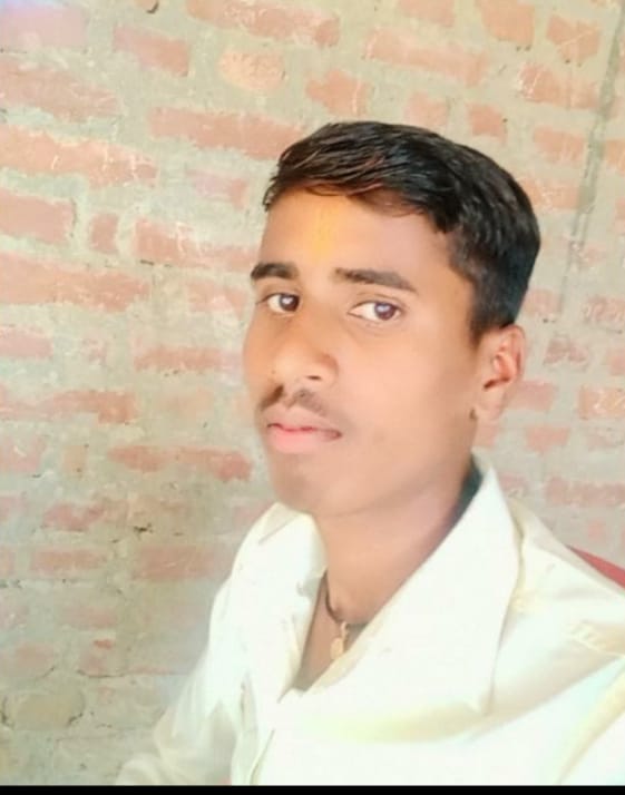 Dead body of high school student found hanging from a tree