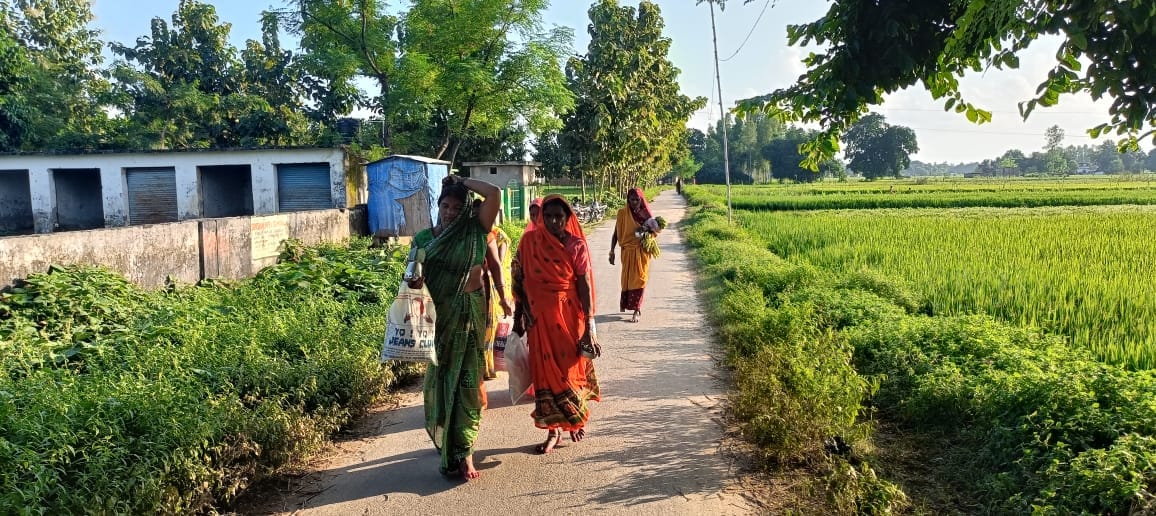 Women came out to perform Jivitputrika puja in Fatehpur but were scared