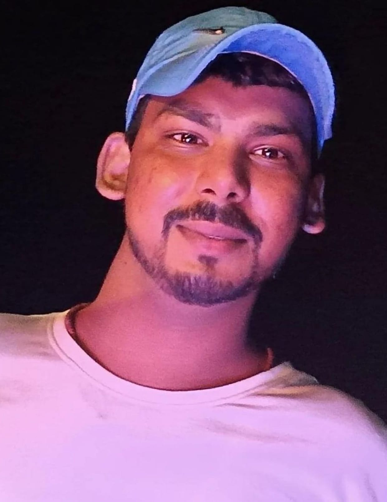 Bike riding youth dies due to collision with vehicle