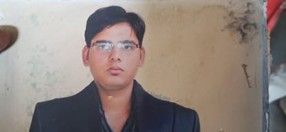 Homeowner beats him in front of wife for not paying rent, hurt husband hangs himself