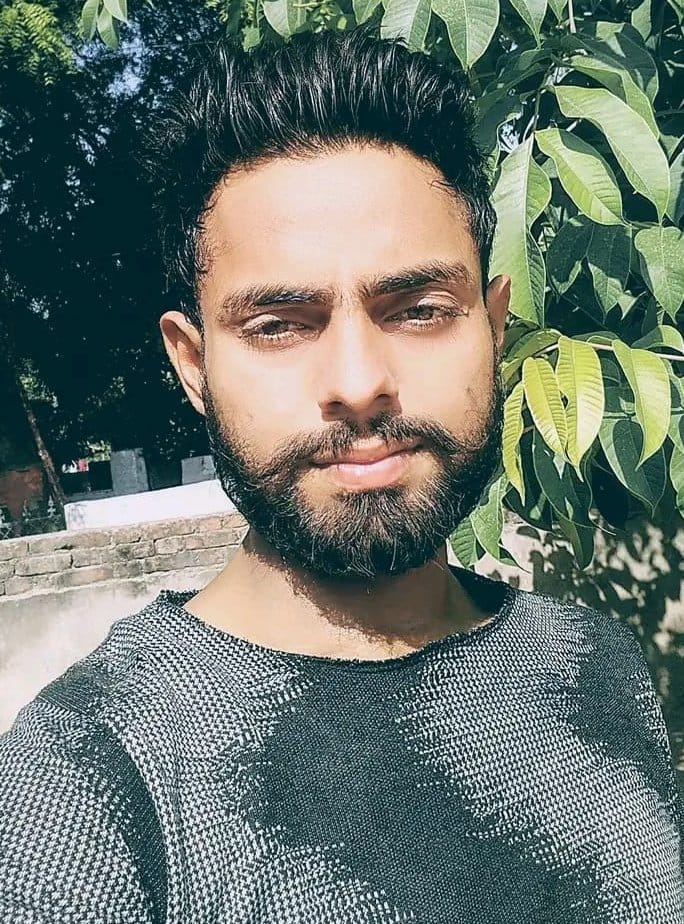Youth injured in road accident dies during treatment, commotion over keeping dead body