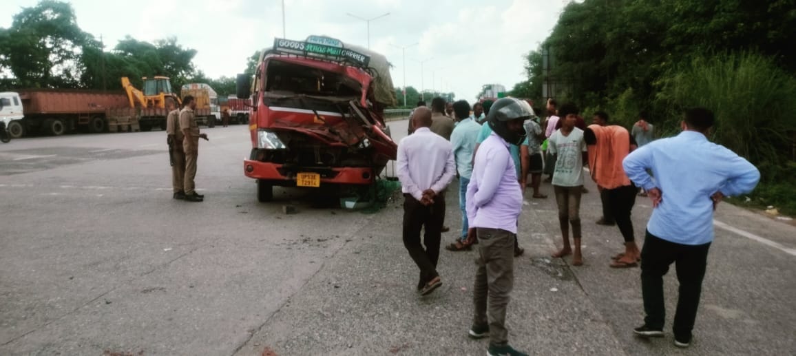 DCM rammed into a truck loaded with potatoes from behind, the clerk died