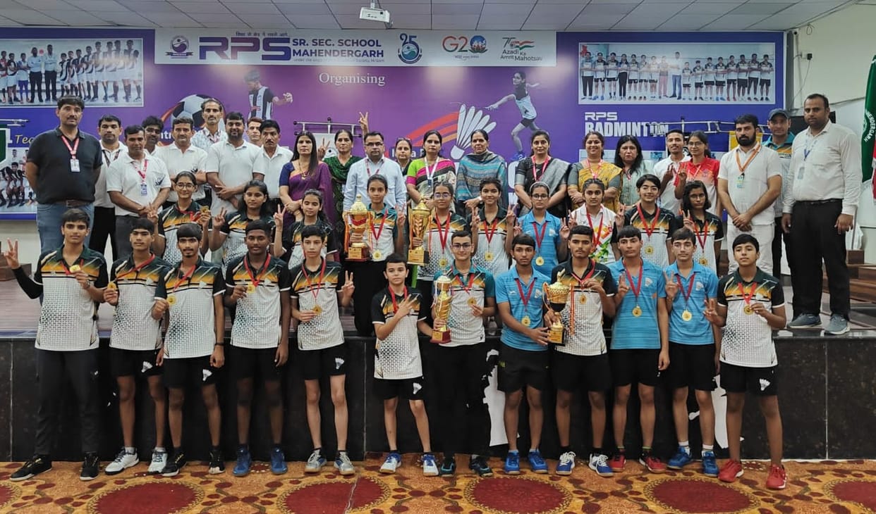 RPS Mahendragarh first in boys and girls badminton competition