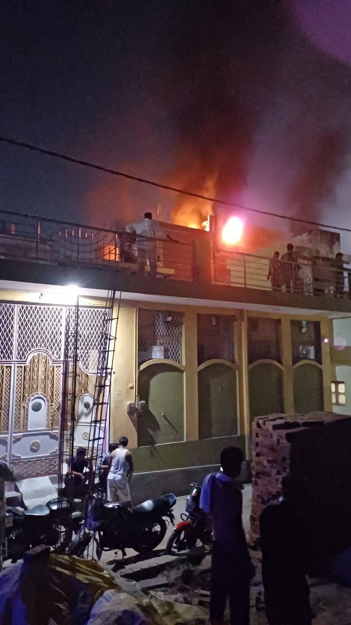 Major fire in house due to short circuit, loss worth lakhs