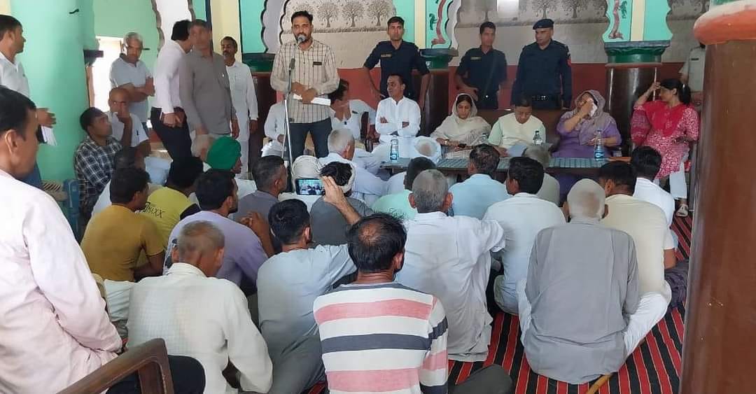 Uproar in the public dialogue program of Cabinet Minister Dr. Kamal Gupta