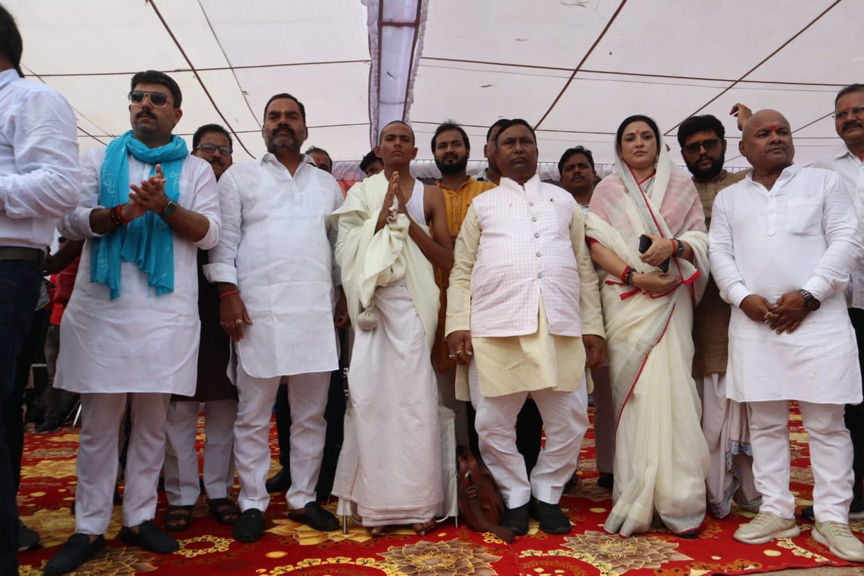 Whole society gathered to pay tribute to Satyaprakash Dubey