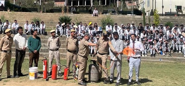 rampur news, drill, fire, seema, college,