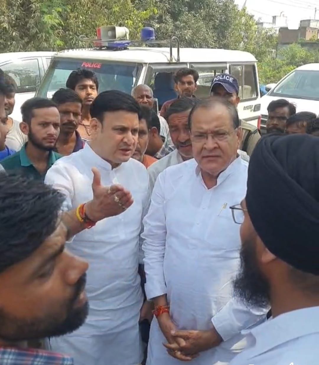 leader of apposition yashpal arya in bazpur