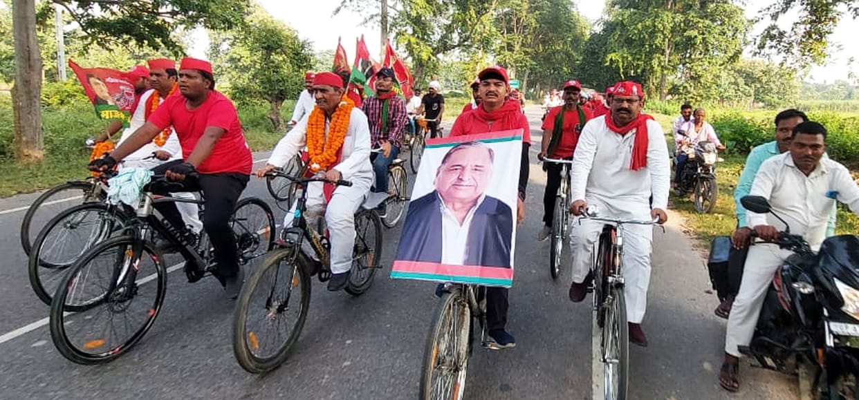 Tribute paid to Mulayam on his death anniversary