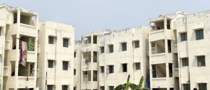 Five allottees sold their houses, 185 were occupied by others