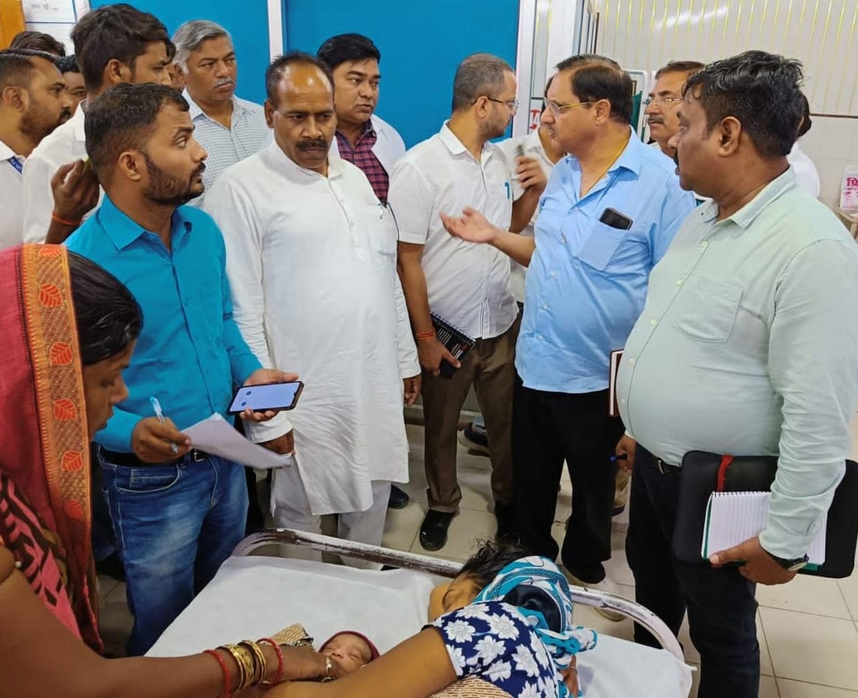 Purvanchal Development Board members angry over dirt in hospital canteen and toilet