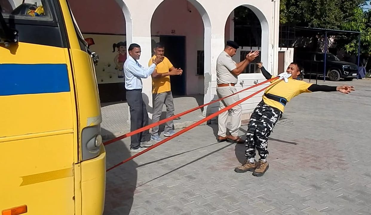 Gave message to children to stay away from drugs by pulling the bus with their teeth