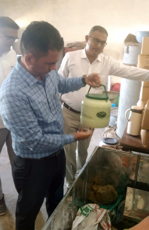 SDM conducted surprise inspection of student PHC centre, government school