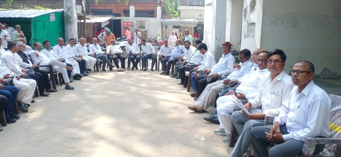 Advocates announced indefinite work boycott