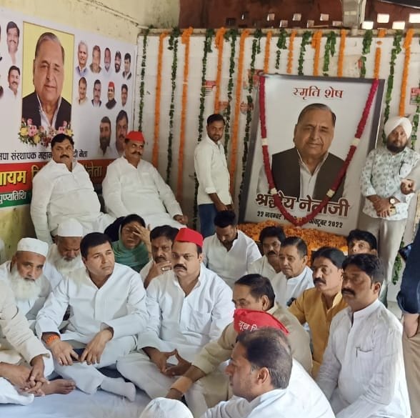 Earth son Mulayam Singh remembered on the first death anniversary