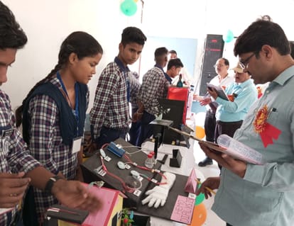 Students' skills showcased in science exhibition