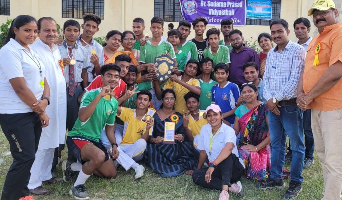 Sudama Prasad Vidyasthali becomes champion in both categories of Kho-Kho
