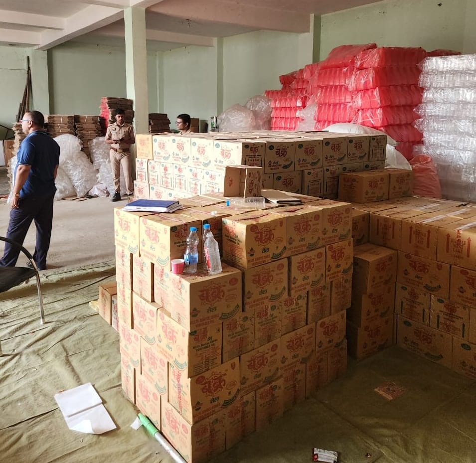 6000 liter edible oil sealed, sample sent for testing