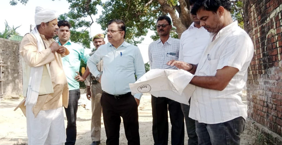 SDM did not find the saplings planted in Garhauli
