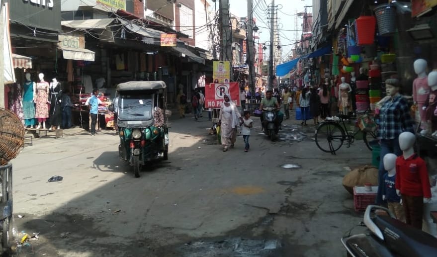 Festive season from tomorrow, no temporary parking, no vending zone, arrangement of Kila Road also deteriorated.