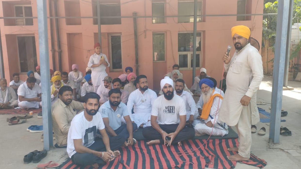 Agreement reached between farmers and brokers, strike ended