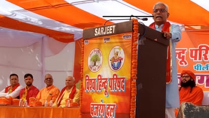 Even those who consider Ram as imaginary are paying obeisance in temples: Solanki