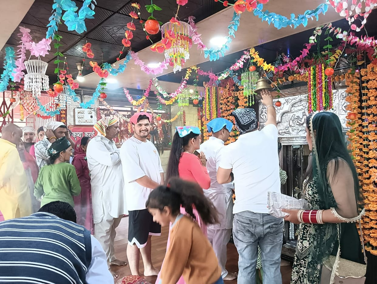 4000 devotees paid obeisance at Bhadrakali Bhalai Mata temple.