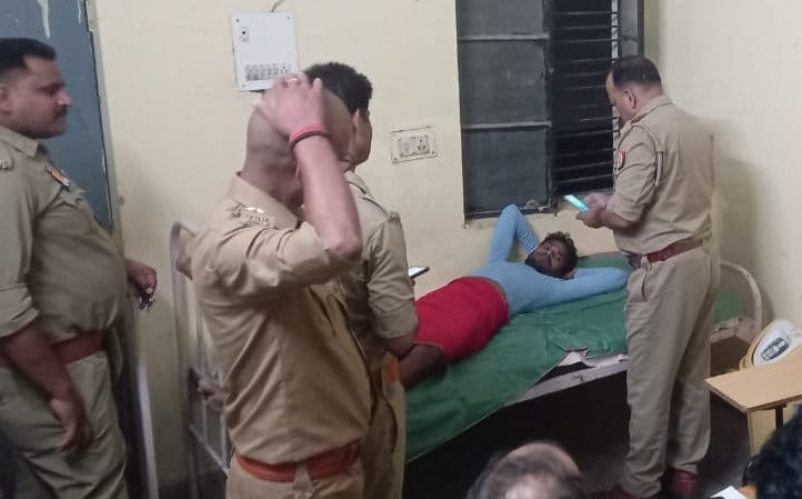 Young man shot for protesting against snatching of mobile