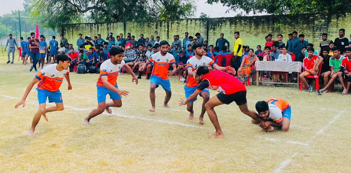 Rana Public School won in Kabaddi and Sanjay Saraswati Vidya Mandir won in Volleyball.