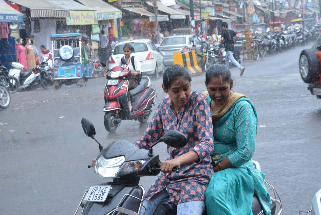 Temperature dropped by 3.7 degrees, rain and hailstorm increased the problem