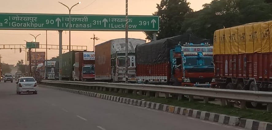 The problem of jam on the border has not reduced, the arrival of trucks has reduced.