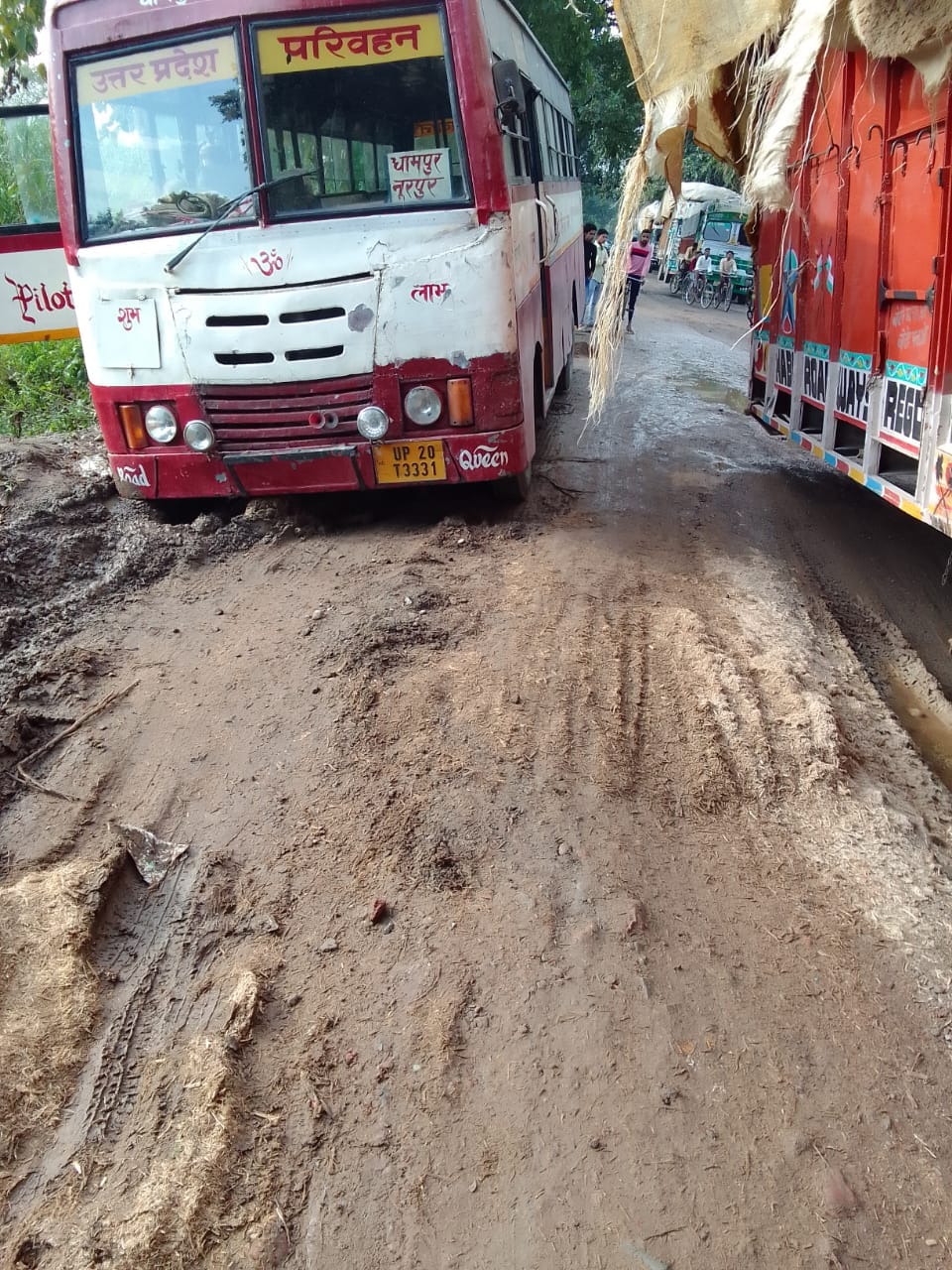 There is no parking in the city, the roadside becomes a place for vehicles