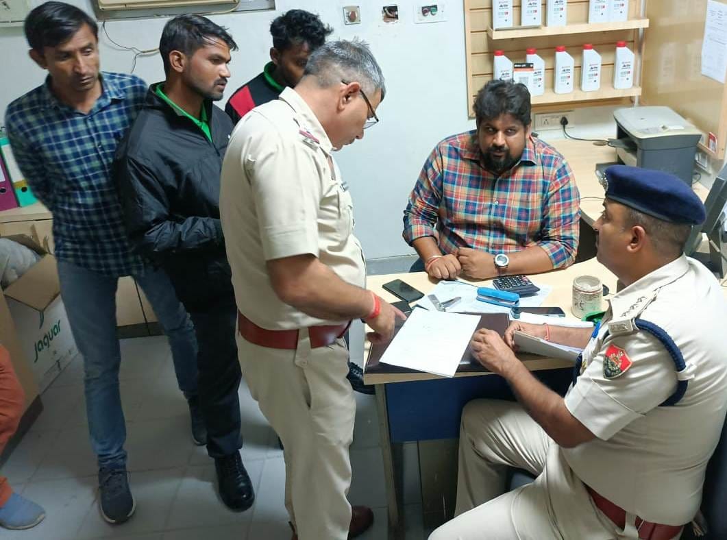 Masked men riding a bike committed robbery at Reliance Petrol Pump in Barwala.