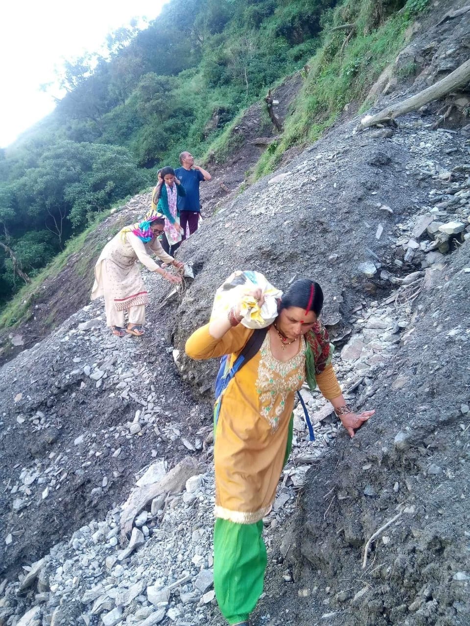 Monsoon has gone, the distress of the villagers remains the same