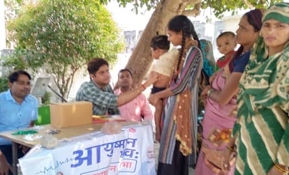 Fever swallowed the lives of four more people, the number increased to 164