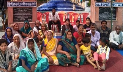 Villagers sitting on strike again for drain construction