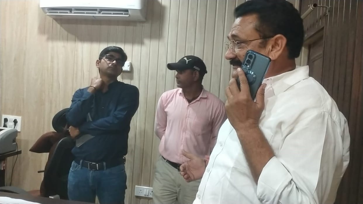 Staff absent in upcl jaspur