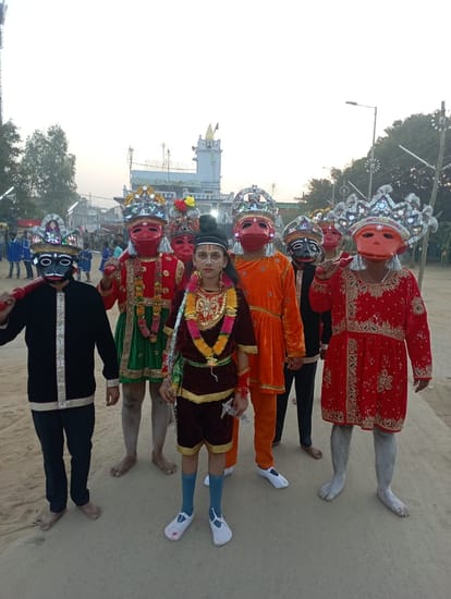 Meghnad made Lakshman unconscious in the war